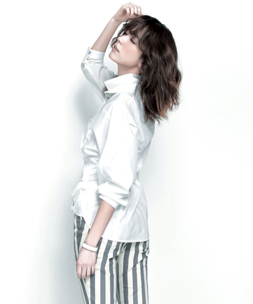 韓孝珠《VIKI》2012春裝目錄-02.jpg