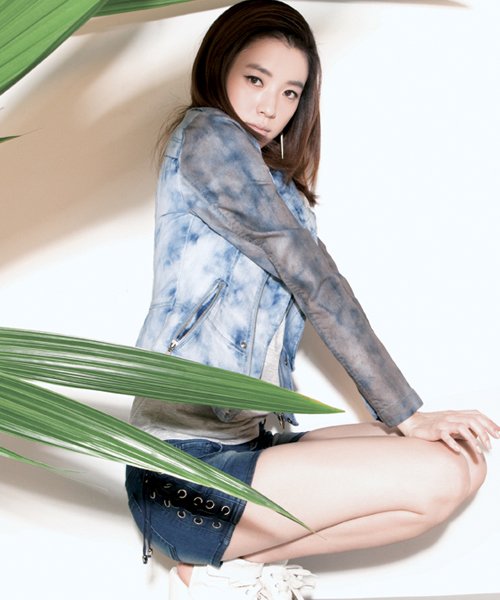 韓孝珠《VIKI》2012春裝目錄-34.jpg