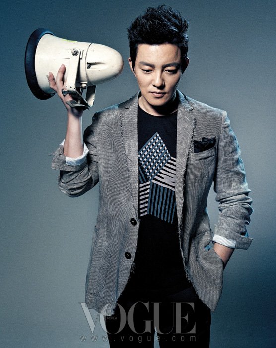 李凡秀_VOGUE_201208_3