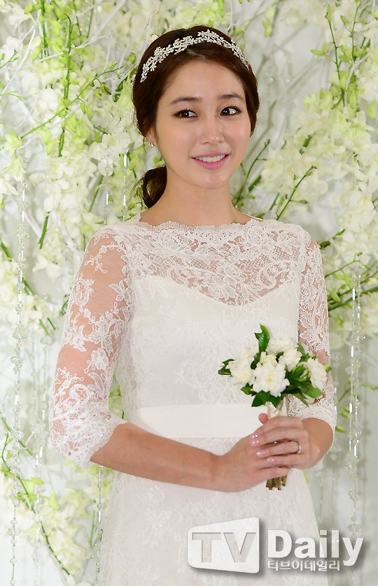 李秉憲李敏貞130810日大婚_7.jpg