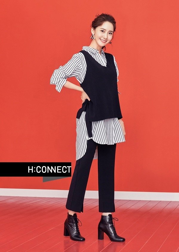 少女時代成員潤娥_H_CONNECT_2017春季_9.jpg