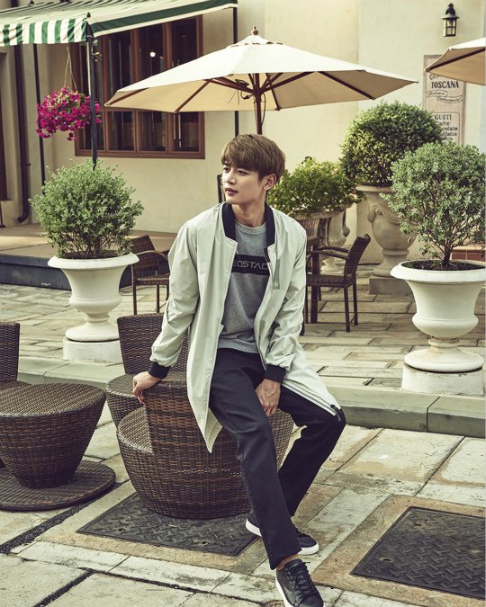 男團SHINee成員珉豪_戶外服裝品牌K2_2017春夏_3