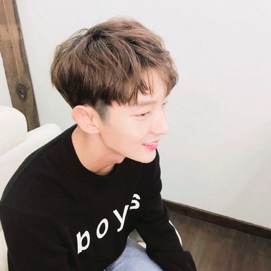 李準基SNS曬照 紀念《王的男人》出世12週年_3