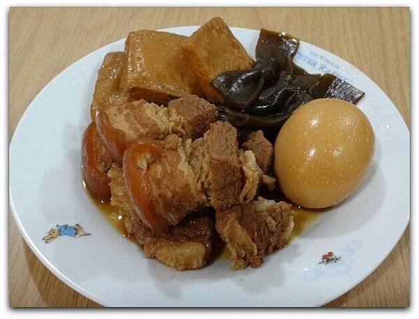 家常滷肉4.JPG