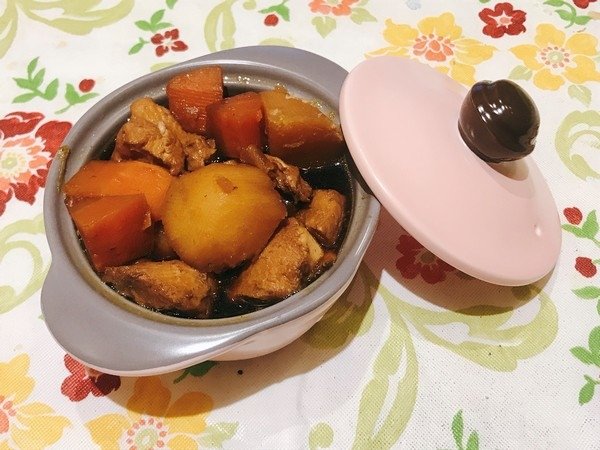 馬鈴薯燉雞胸3.jpg