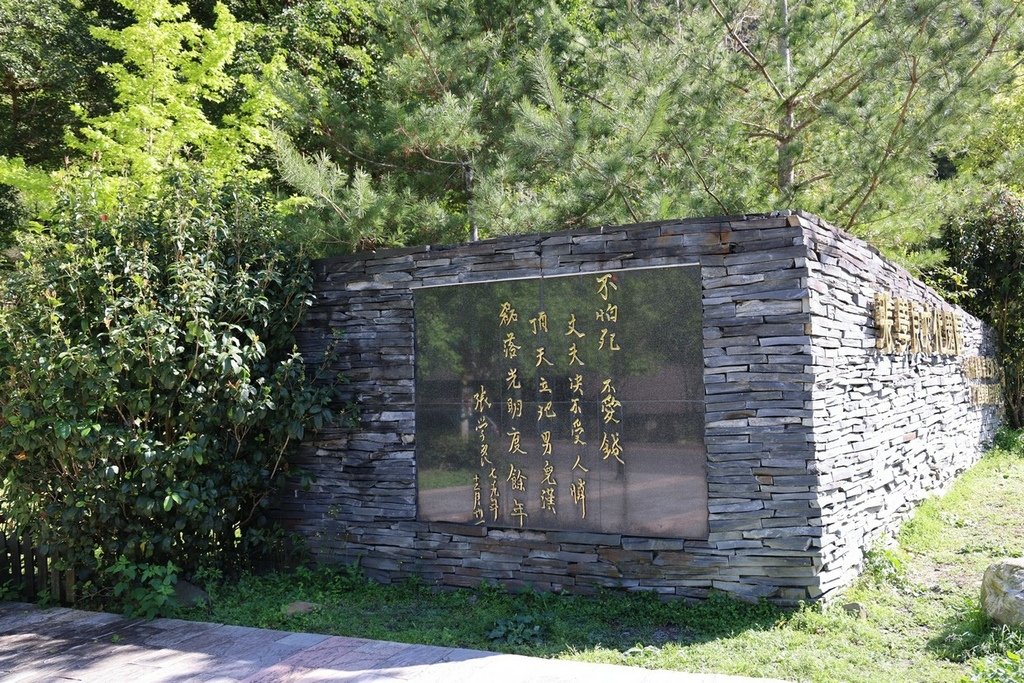 0R0A2185.jpg