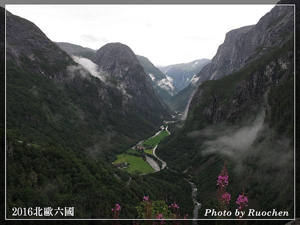 房間窗外風景