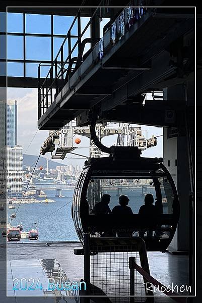 搭纜車回去囉