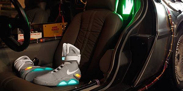 Nike MAG 