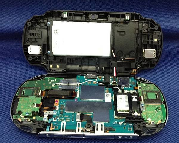 PS Vita Teardown