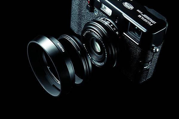 Fujifilm X100 黑色限量版