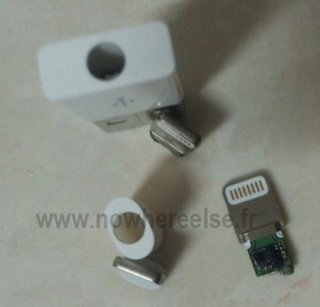 nowhereelse_mini_dock_connector