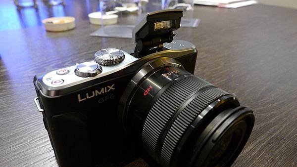 Panasonic-Lumix-DMC-GF6