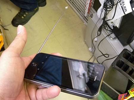 用Android系統的iPhone 4山寨機