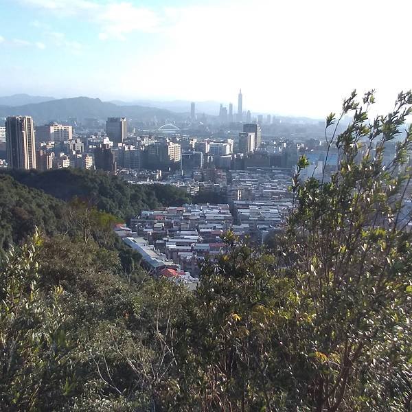 114.1.13剪刀石山