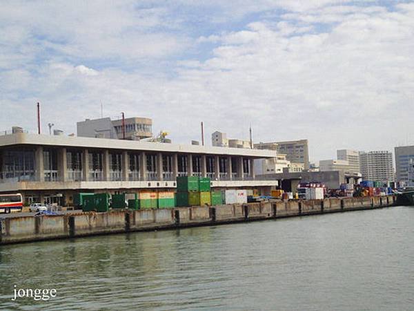 沖繩那霸港