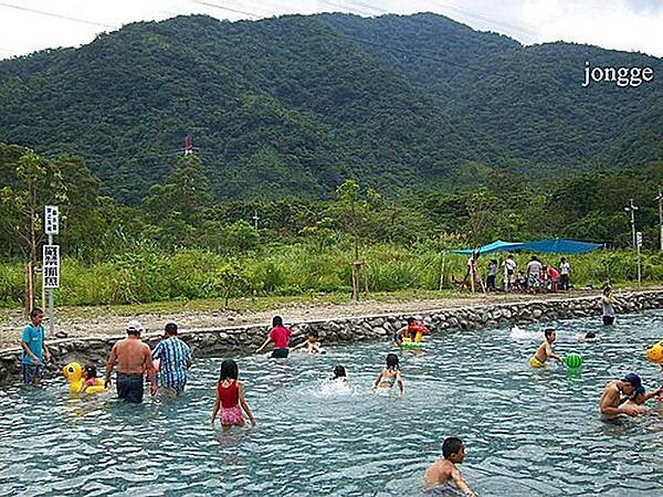 東岳湧泉