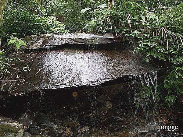 松羅步道