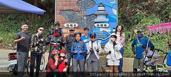 【運動】西子灣渡輪站→搭船前往旗津→燈塔→星空大道→風車公園