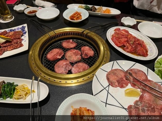 東北快閃之旅~秋田市區美食比內地雞、燒肉店、拉麵、披薩，還有