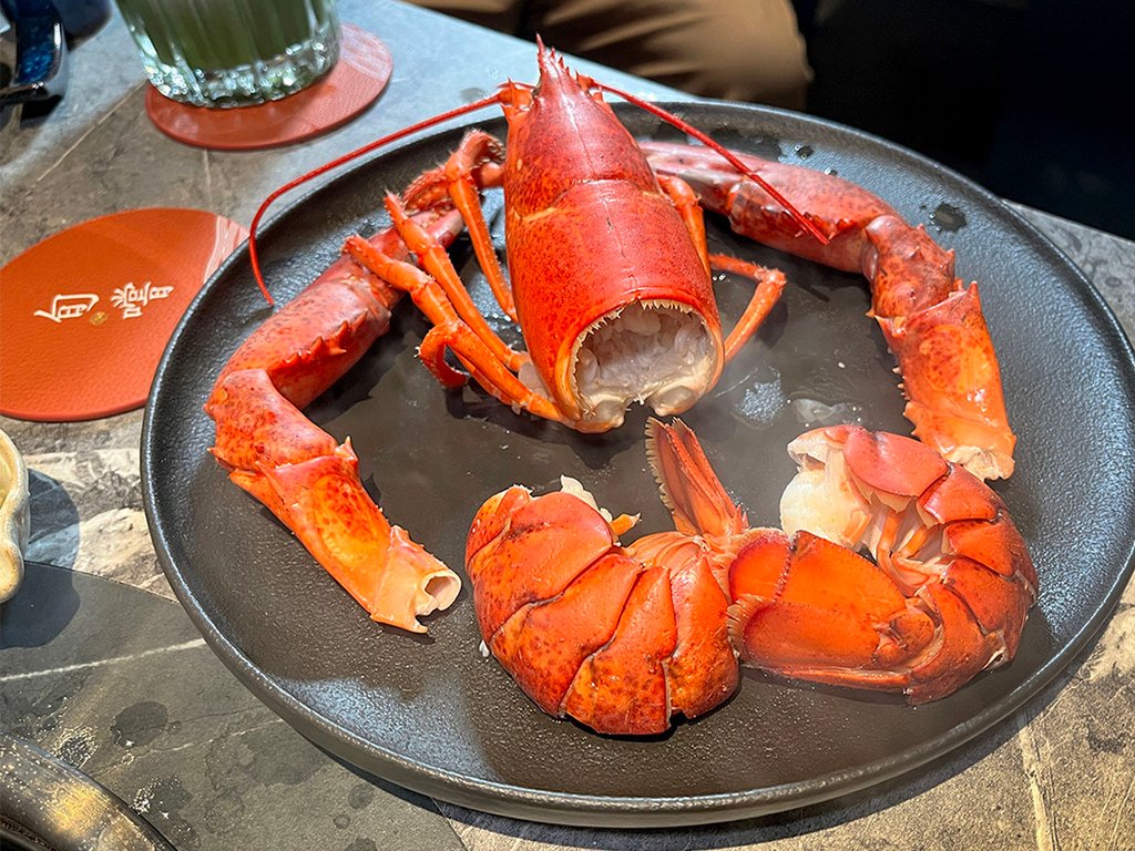 旬嚐精緻鍋物 | 台北必吃火鍋推薦！奢華海鮮珠寶盒、高檔食材