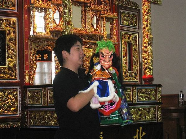 配合音樂劇情，演出更是高潮迭起！