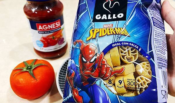 Gallo義大利麵、Agnesi番茄醬、SIAM咖哩包│歡慶迪士尼100周年，Gallo推出米奇及漫威蜘蛛人造型義大利麵-02.jpg