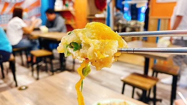 大橋頭美食推薦│延三夜市必吃蚵仔煎-東時鮮蚵(衝浪蚵仔)，大橋頭捷運站周邊美食，每日東石鮮蚵直送-39.jpg