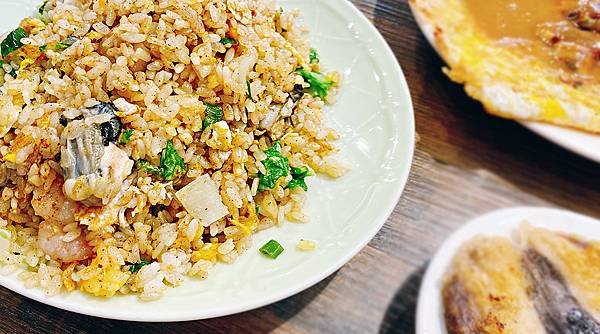 大橋頭美食推薦│延三夜市必吃蚵仔煎-東時鮮蚵(衝浪蚵仔)，大橋頭捷運站周邊美食，每日東石鮮蚵直送-48.jpg