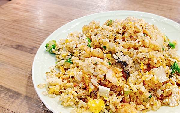 大橋頭美食推薦│延三夜市必吃蚵仔煎-東時鮮蚵(衝浪蚵仔)，大橋頭捷運站周邊美食，每日東石鮮蚵直送-49.jpg