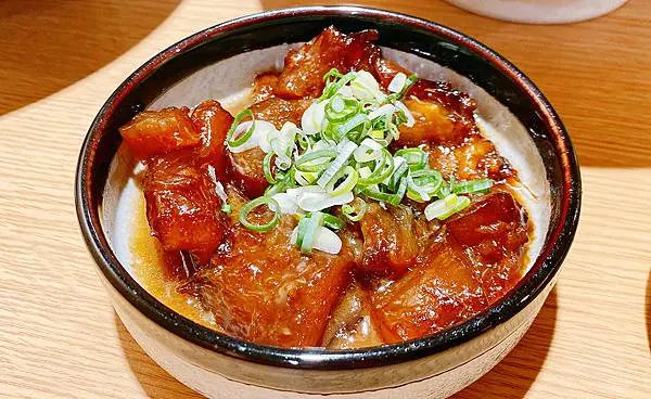 桃園牛肉麵推薦│集英會牛肉麵-武陵店，推宮廷麻辣牛肉麵，涼拌魚皮│桃園美食推薦-48.jpg
