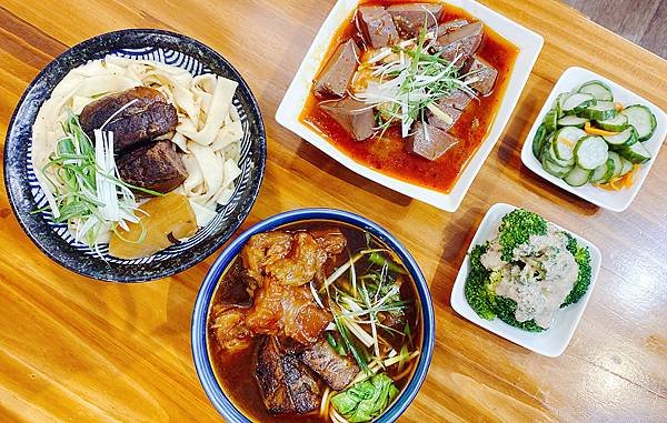北投牛肉麵推薦│肥滋滋牛肉麵-每日極限100碗│北投隱藏版必推牛肉麵、北投美食-19.jpg