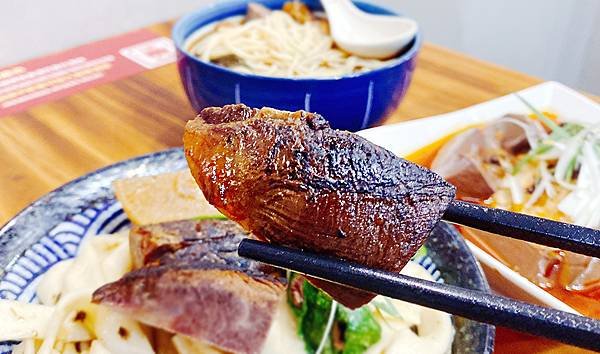 北投牛肉麵推薦│肥滋滋牛肉麵-每日極限100碗│北投隱藏版必推牛肉麵、北投美食-44.jpg