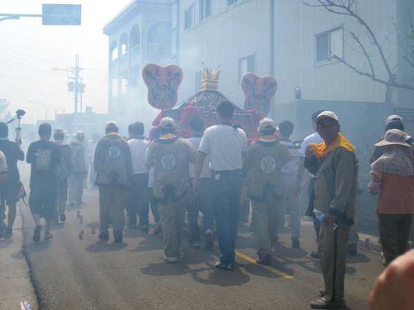 大甲媽祖遶境-抬神轎