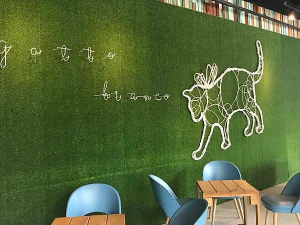 2635.JPG