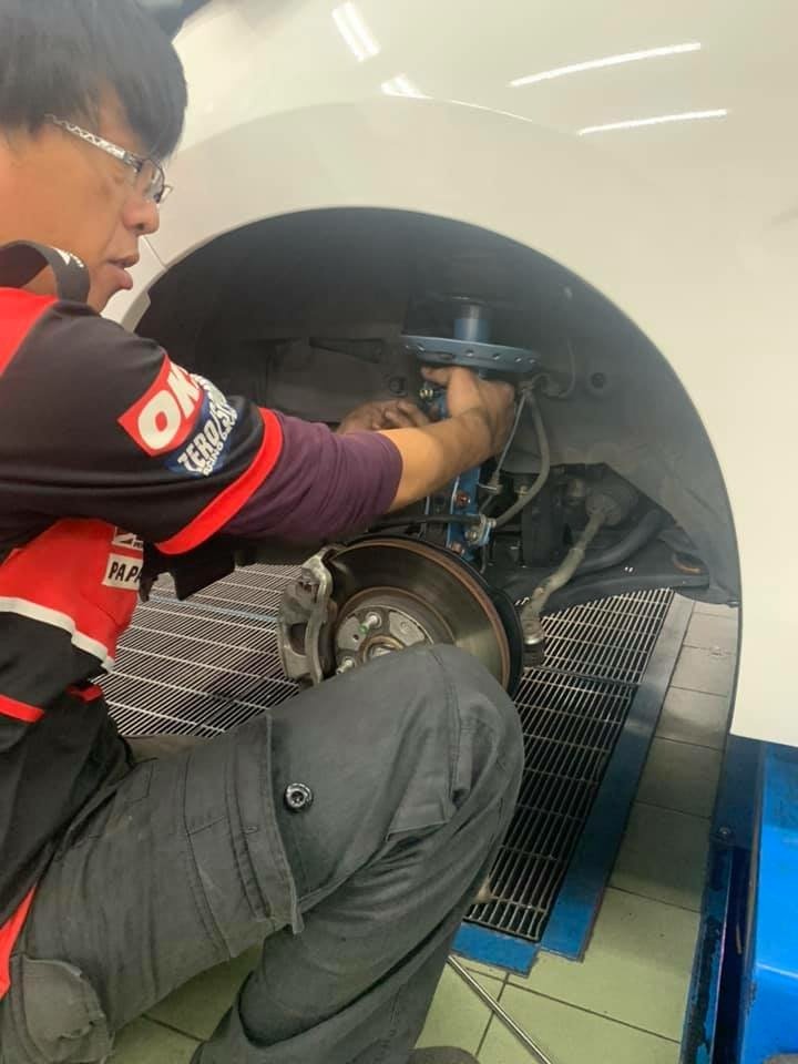 (2021下半年鋁圈改裝案例)真便宜汽車精品百貨輪胎館台南永