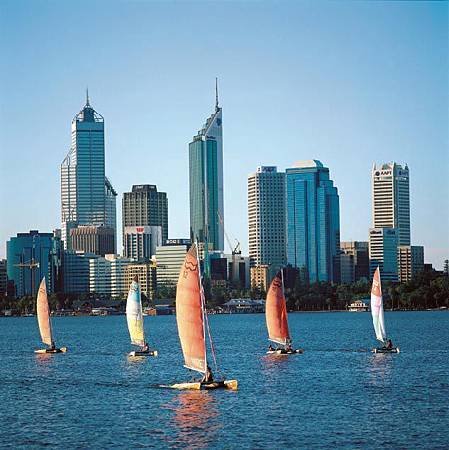 Perth-WA-and-Cats-On-Swan-River.jpg