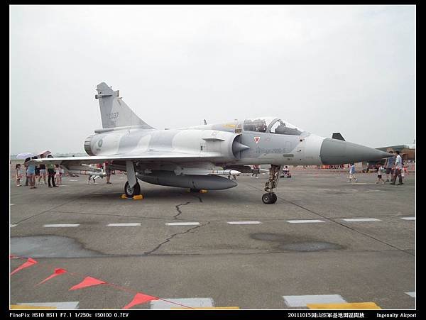 20111015岡山空軍基地-F16與幻象2000V01.JPG