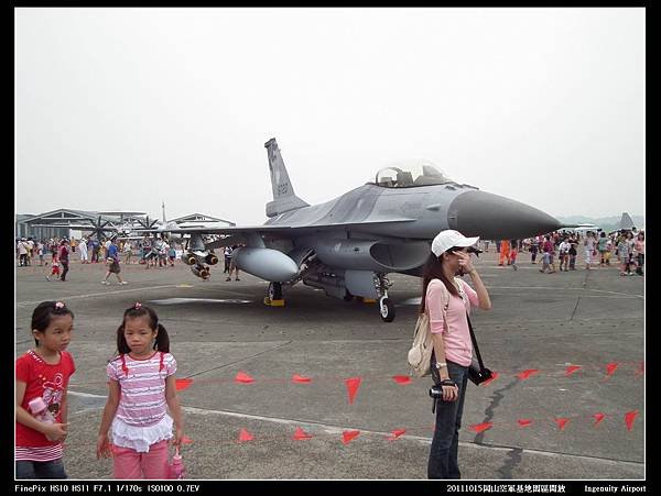 20111015岡山空軍基地-F16與幻象2000V08.JPG