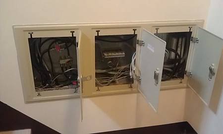 IMAG8029(四樓弱電箱-整合後).jpg