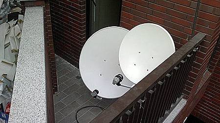 偏焦衛星天線.jpg