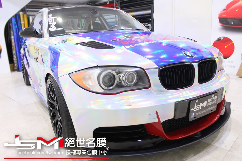 BMW135i全車雙色雷色電鍍膜+彩繪 (2).jpg