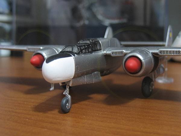 F-toys 1/144 WKC14 美軍P61戰鬥機 (隱