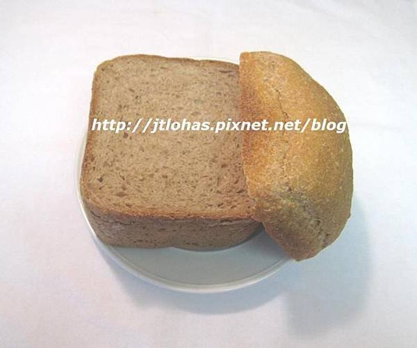 Whole Wheat Bread with Mayonnaise &amp; White Sesame Seeds-2