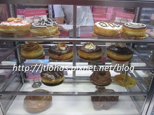 National Doughnut Day-15.JPG