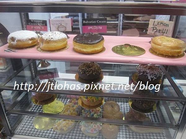 National Doughnut Day-16.JPG