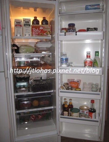 Fridge-3.JPG