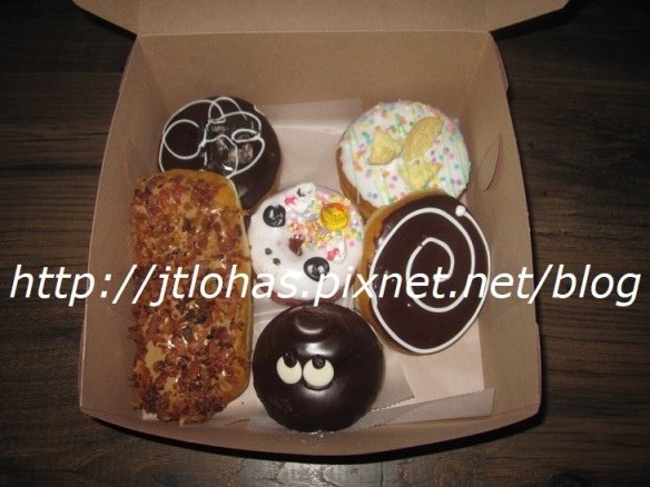 National Doughnut Day-19.JPG