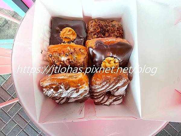 National Doughnut Day-61.JPG