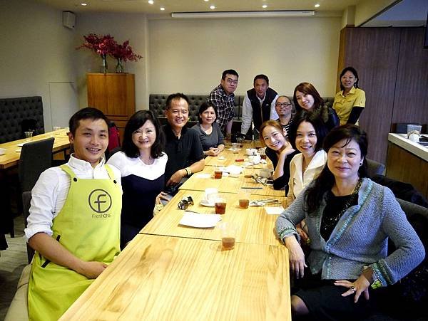 合照-2013.12.7 (9)=.jpg